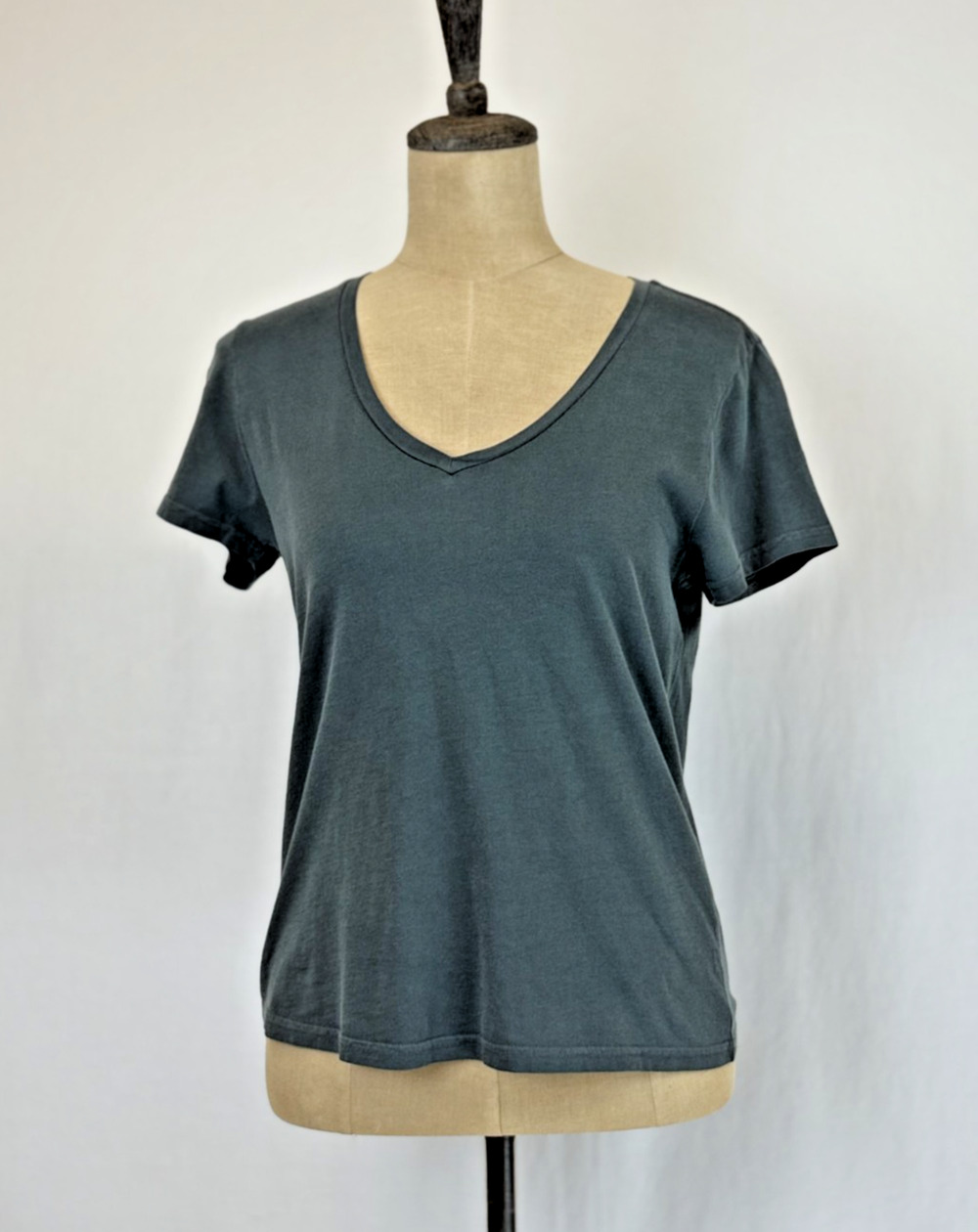 NWT Dear Jonh V Neck Short Sleeve Cotton T Shirt Olive GREEN #0394 XS
